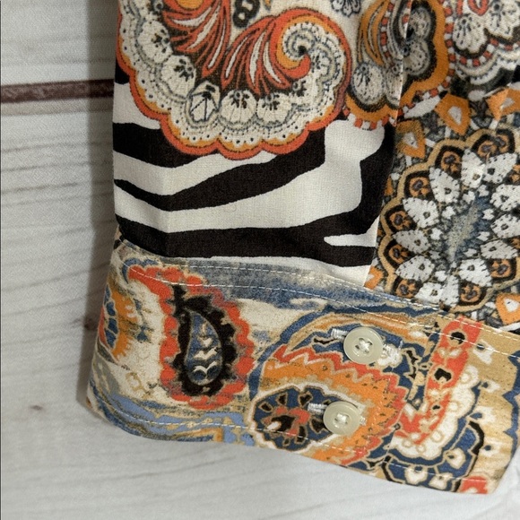 Lot of 2 Chico's No-Iron Animal Print Tops Size 16/XL/Chico’s 3 - Picture 5 of 11